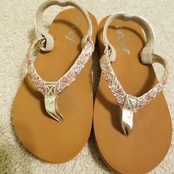 💔💔SOLD💔💔Reef Sandals - Picture 2 of 3